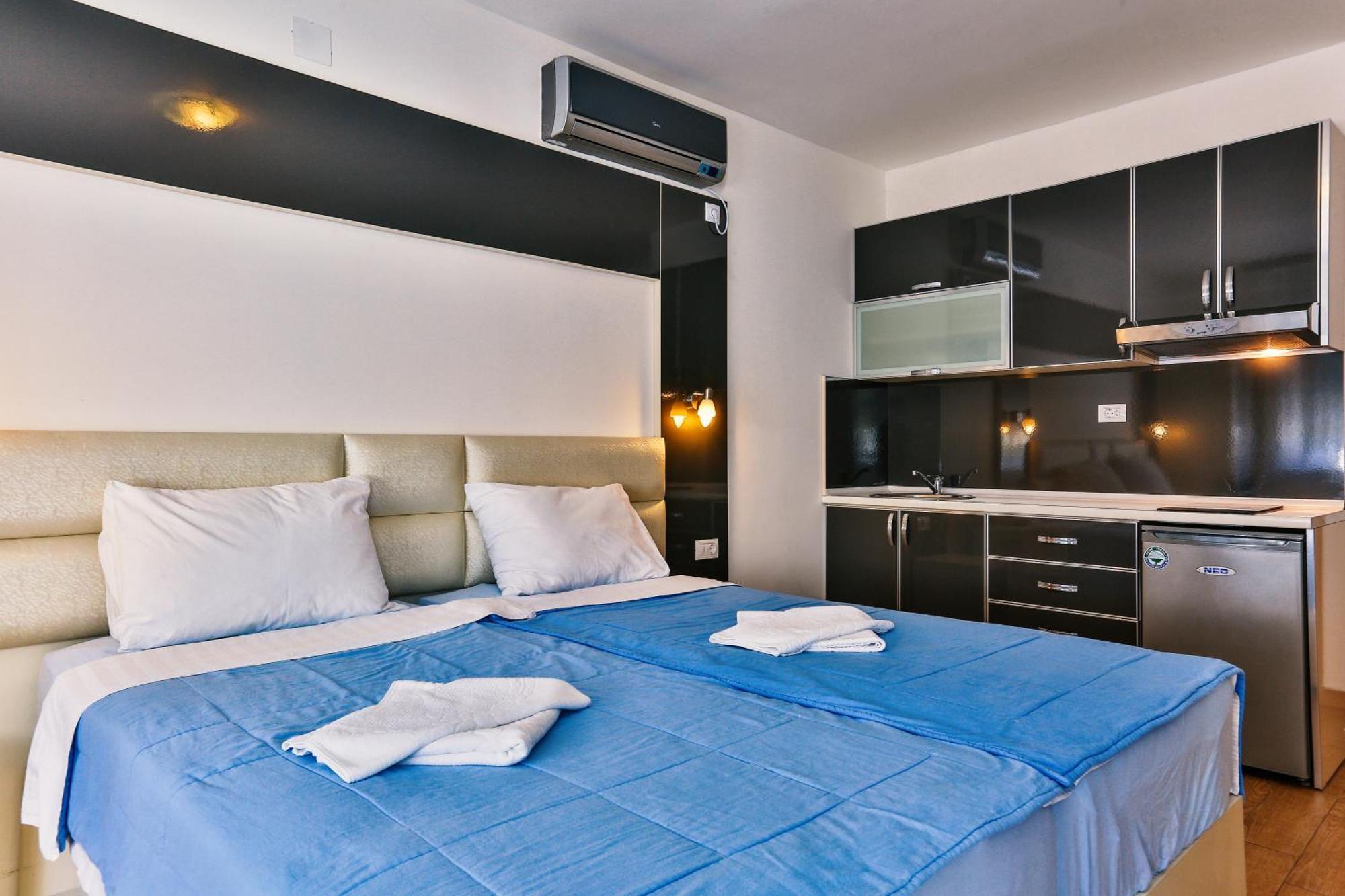 Villa Dvor Kornic Budva Zimmer foto